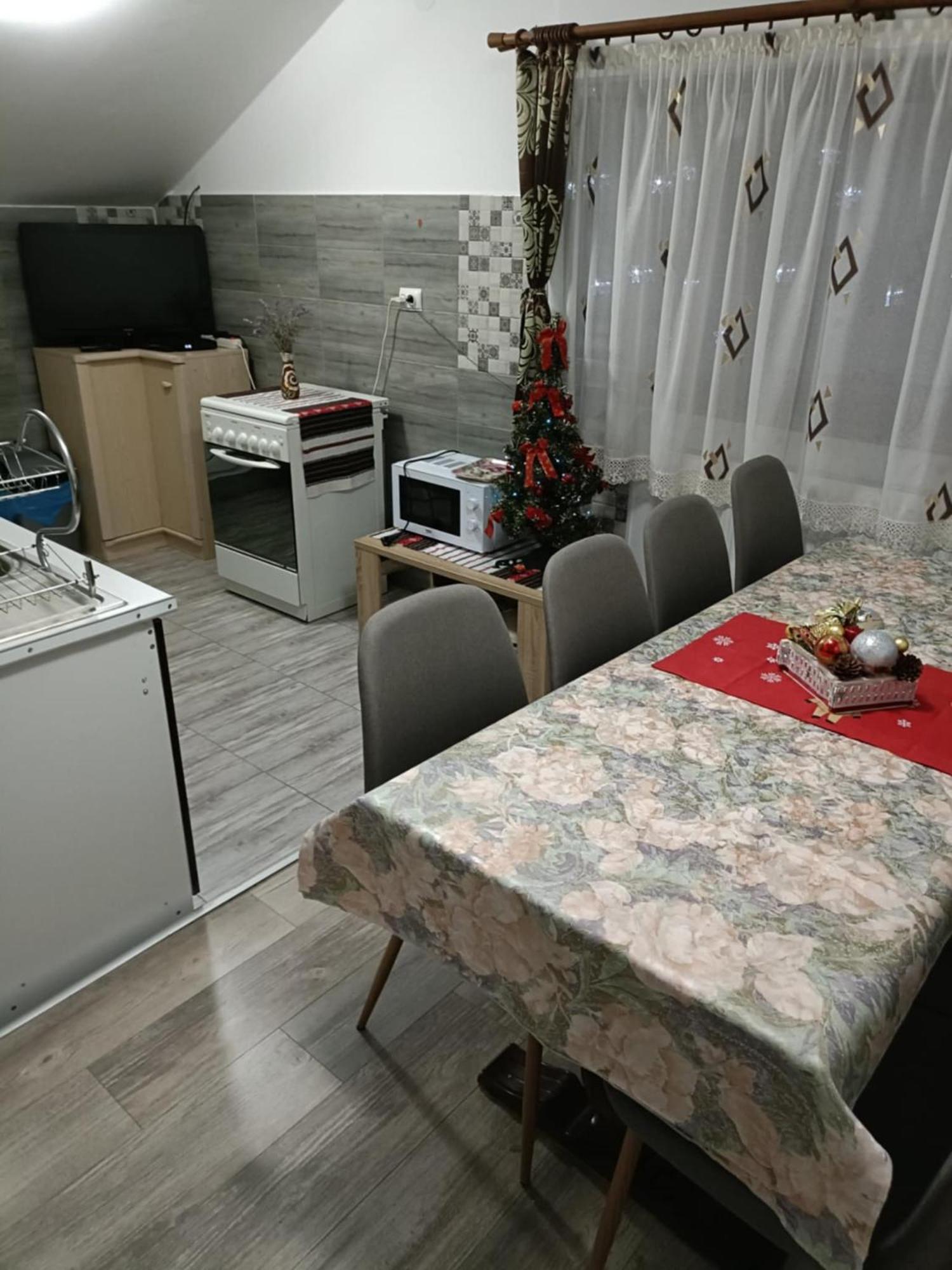Отель Casa Alex Топлица Экстерьер фото